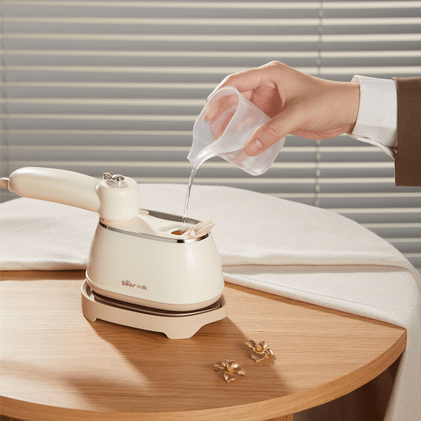 Bàn ủi hơi nước cầm tay Bear IR-4H10M - Hàng Chính Hãng - Bảo Hành 18 tháng